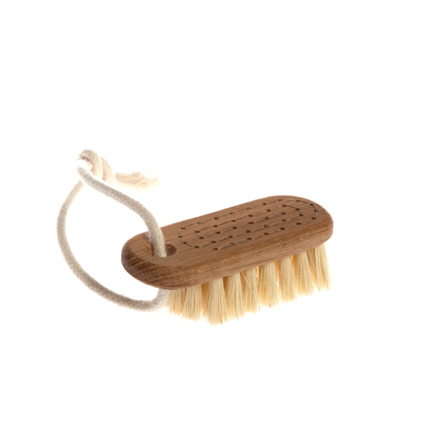 Nail Brush Lovisa with string